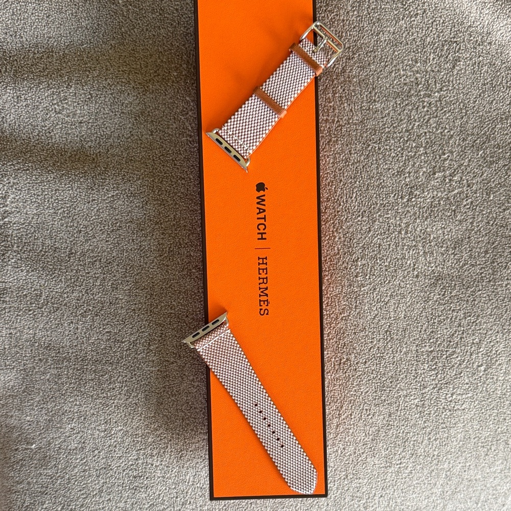 Hermès Toile H Apple Watch Band 46mm